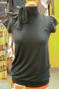 Camiseta manga corta cuello cisne mayorista