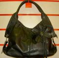 BOLSO MATERIAL DETALLE FLOR