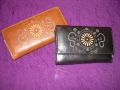 Cartera monedero labrada